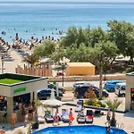 Lägenhet Pop Pool & Mamaia Nord