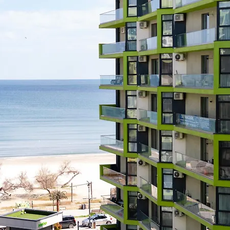Pop Pool & Mamaia Nord Lägenhet