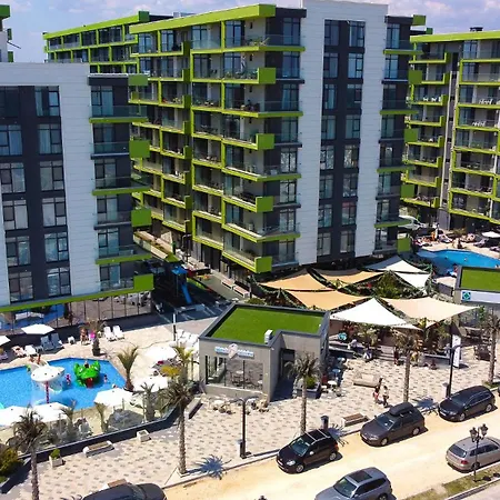 Appartamento Pop Pool & Mamaia Nord Năvodari
