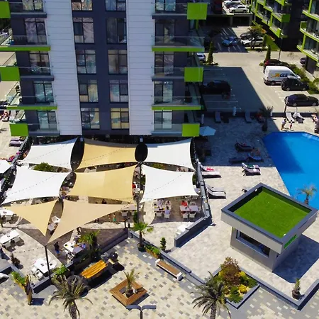Pop Pool & Mamaia Nord דירה