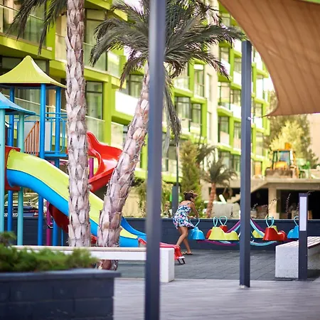 Pop Pool & Mamaia Nord דירה Năvodari