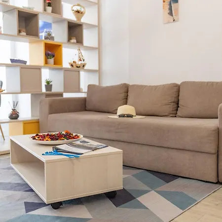 Pop Pool & Mamaia Nord Appartement Năvodari