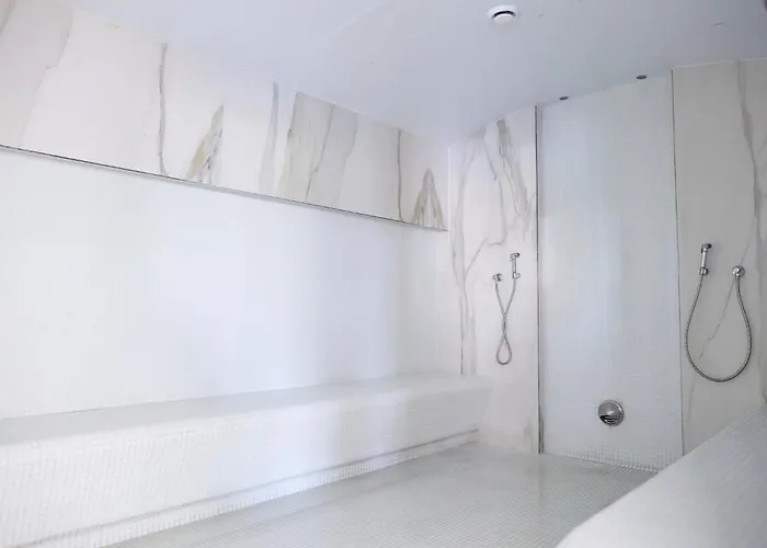 Pop Pool & Mamaia Nord *