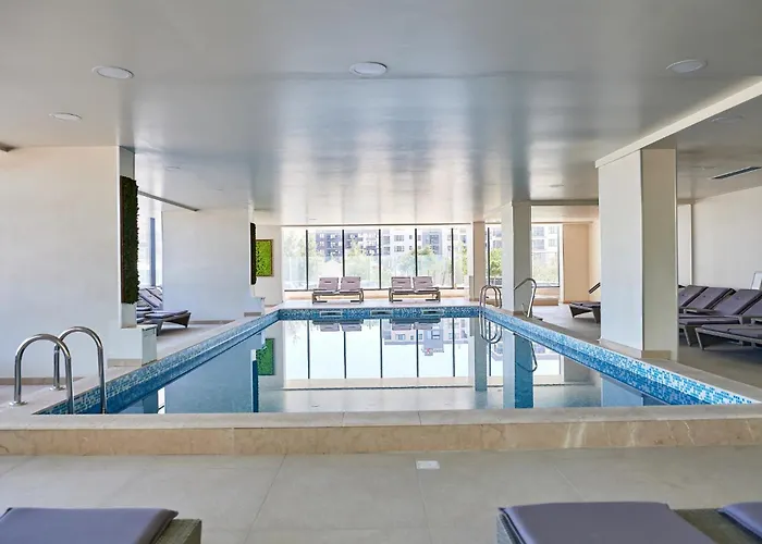 Pop Pool & Mamaia Nord