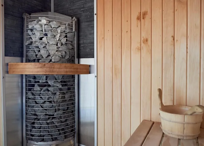 Pop Pool & Mamaia Nord