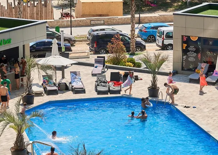 Appartement Pop Pool & Mamaia Nord *