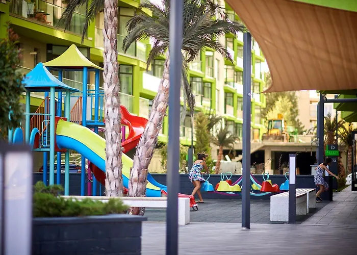 Pop Pool & Mamaia Nord Appartement Năvodari