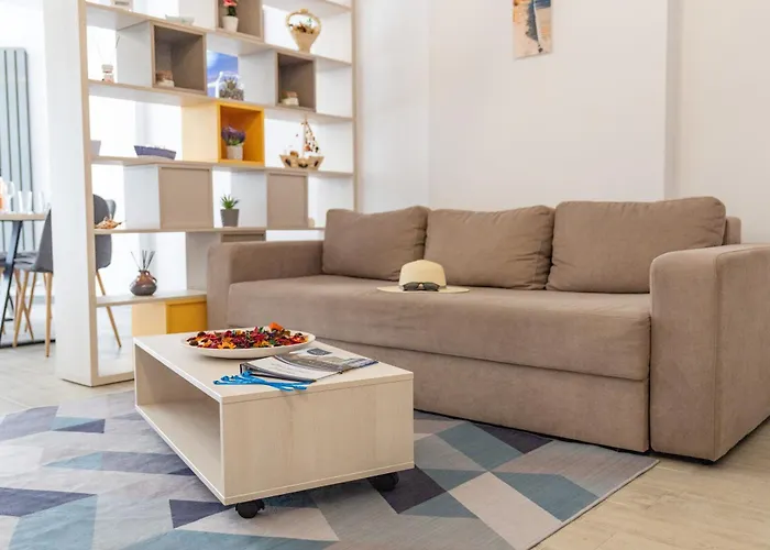 Pop Pool & Mamaia Nord Appartement Năvodari